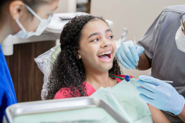 Best Weekend Emergency Dentist in Reiffton, PA